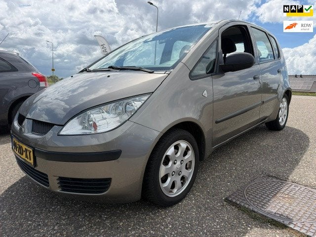 Mitsubishi Colt 1.3 Incharge Airco Trekhaak 1Eigenaar APK, Auto's, Gebruikt, 31 €/maand, Colt, Origineel Nederlands