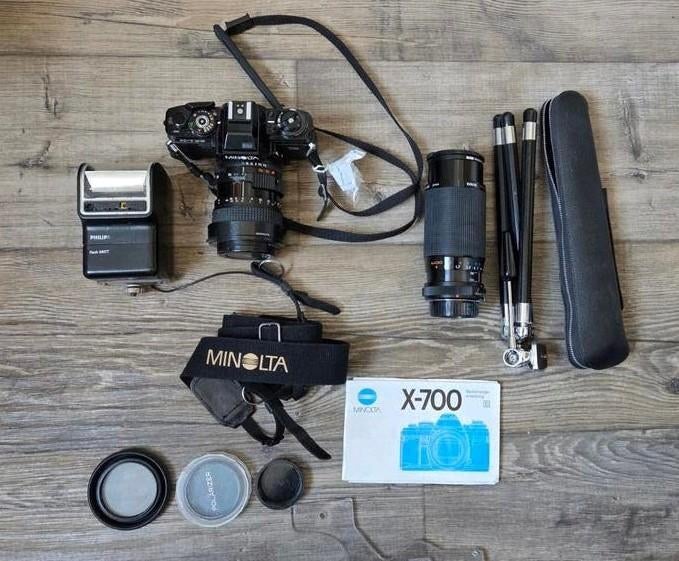 Minolta x700 met toebehoren, Ophalen of Verzenden
