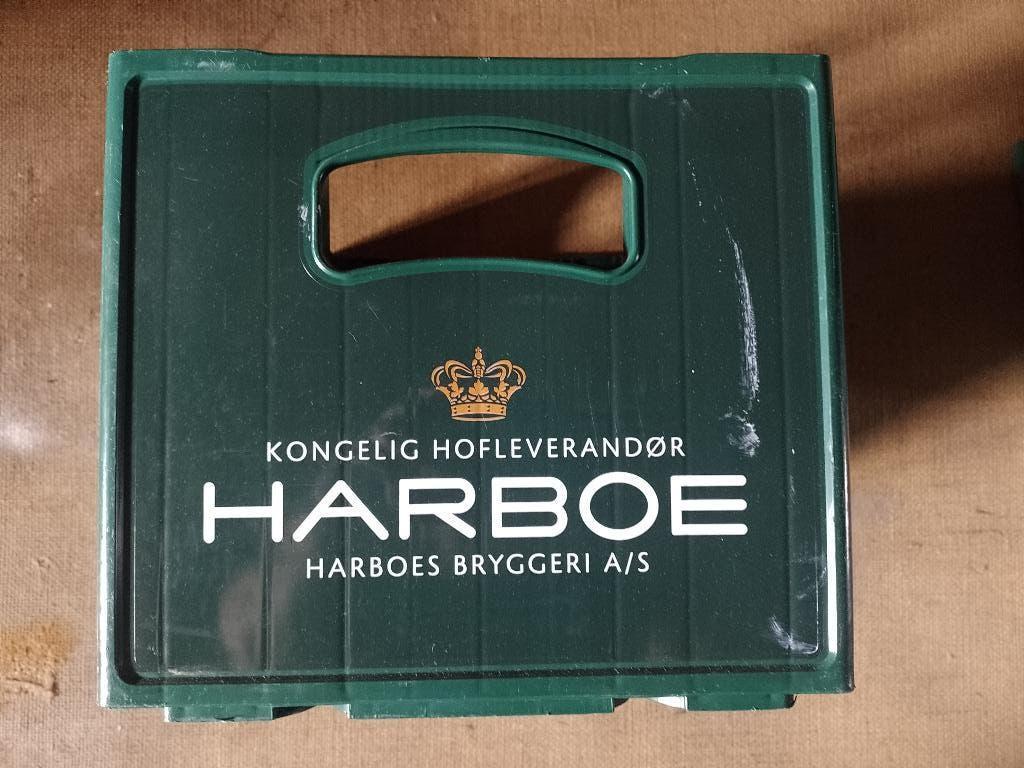 Bierkrat van het Deense biermerk Harboe., Ophalen, Gebruikt, Overige merken