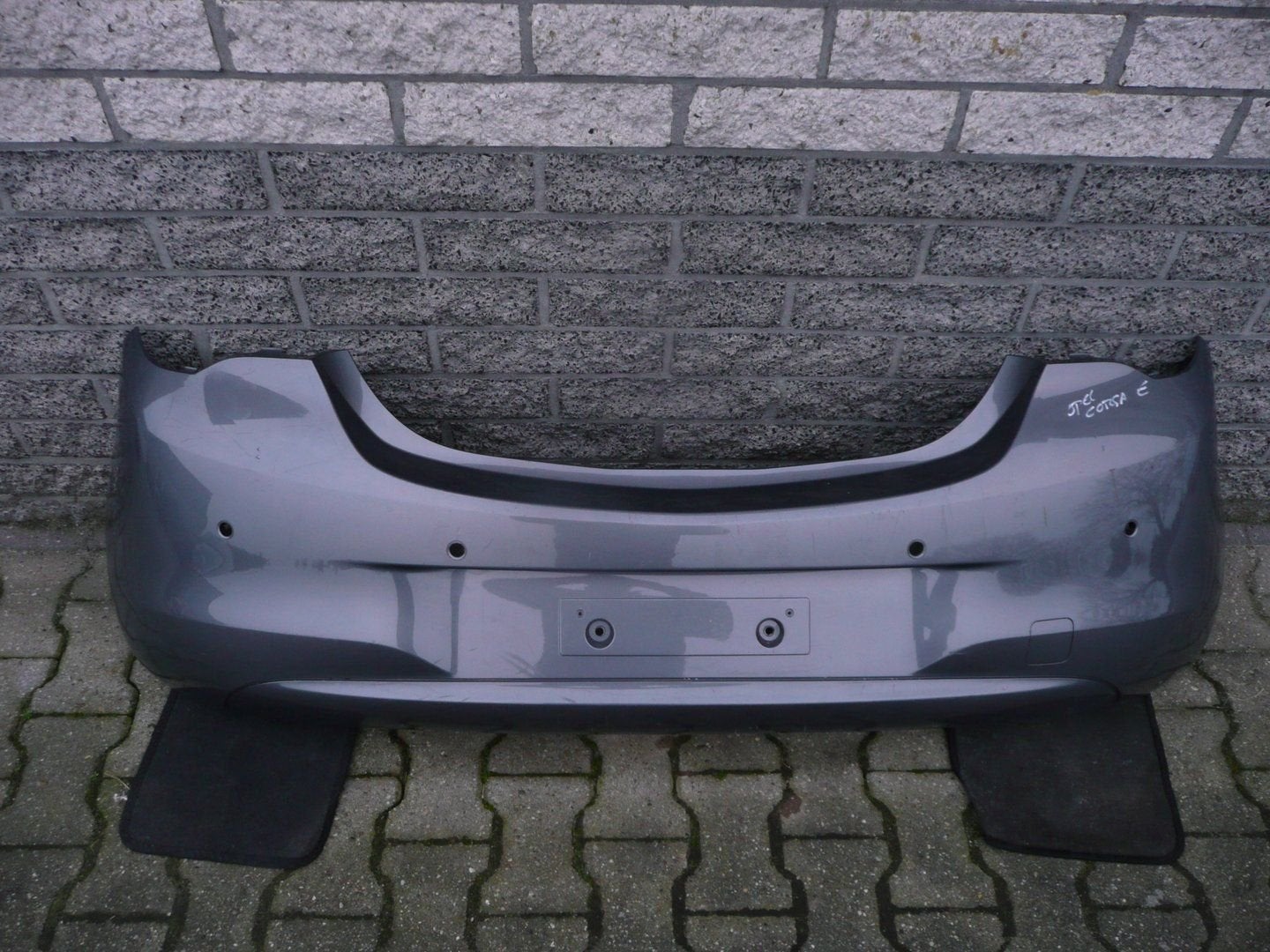 Opel Corsa E Bumper Achterbumper 4x PDC Gaten 39002839, Gebruikt, -, -, Opel