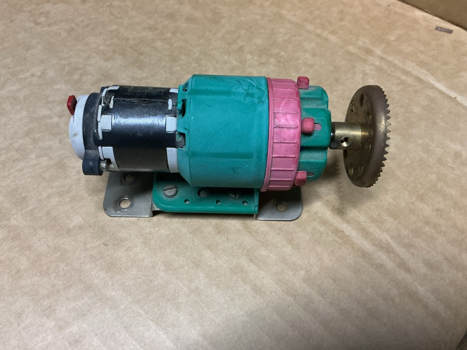 Vintage Meccano Motor met Tandwiel, Ophalen of Verzenden, Gebruikt, Overige typen, Overige merken