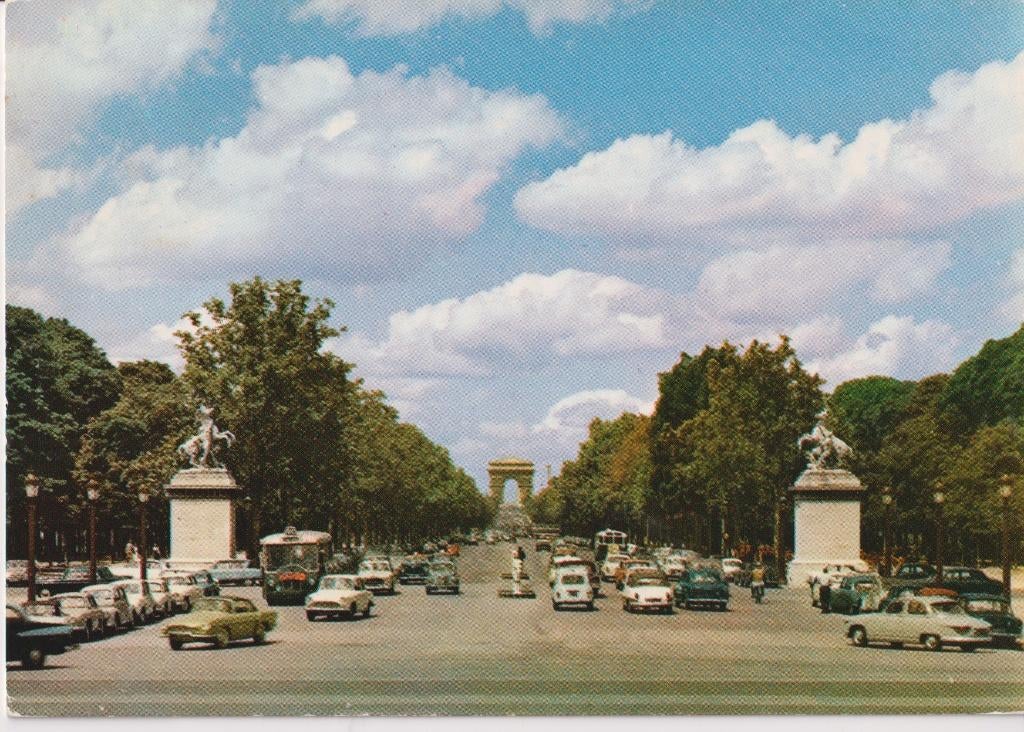 Frankrijk, Parijs met auto's Panhard Dyna Z17 Cabriolet, Ophalen of Verzenden, 1960 tot 1980, Gelopen, Frankrijk