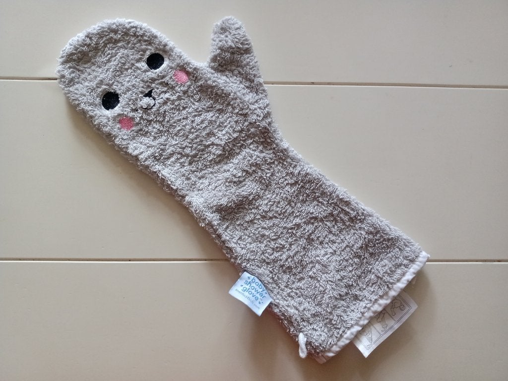 Douche Washand Baby Shower Glove van Invented4kids Zeehond, Kinderen en Baby's, Badjes en Verzorging, Gebruikt, Overige typen