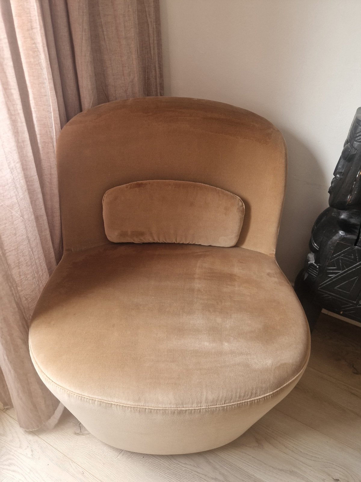 Draaifauteuil okergoud fluweel, Ophalen, Zo goed als nieuw, 75 tot 100 cm, 50 tot 75 cm