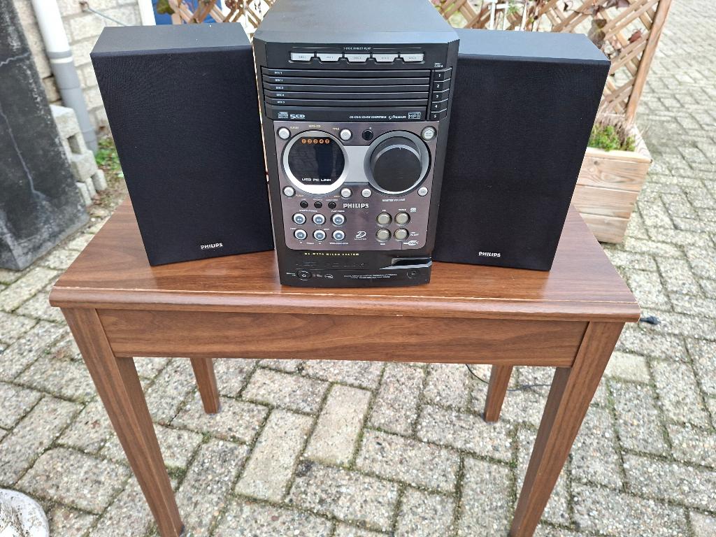 stereotoren philips 5 cd wisselaar tuner en usb mp3 ect, Ophalen of Verzenden, Gebruikt, Philips, Draagbaar