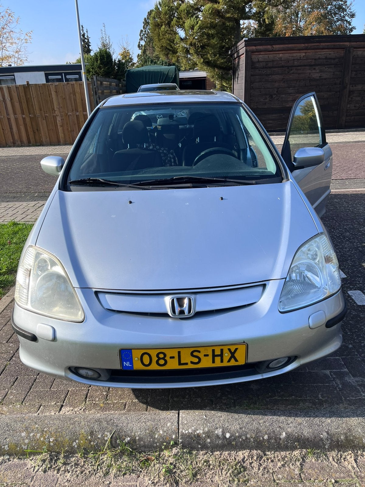 Honda Civic 1.6 I ES 5DR AUT 2003 Grijs nieuwe APK, Auto's, 1136 kg, 4 cilinders, 1590 cc, 49 €/maand