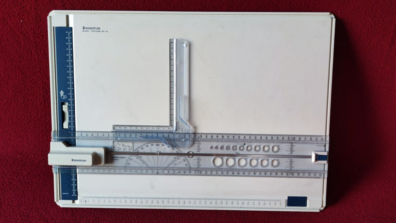 Staedtler Mars College 661 A3 Tekenbord met accessoires, Ophalen of Verzenden, Zo goed als nieuw, Minder dan 130 cm