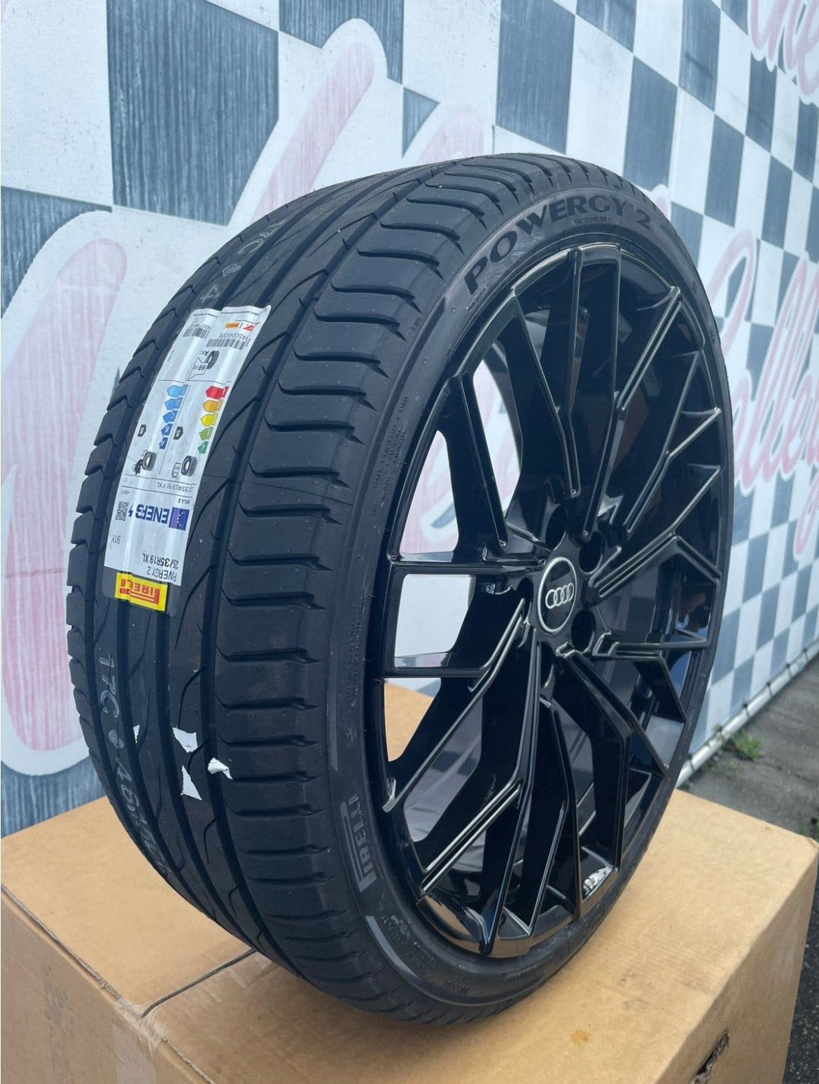 19 inch Audi A3 A4 B9 B10 velgen 5x112 + pirelli 2353519, 285 mm, Banden en Velgen, Nieuw, Overige maten