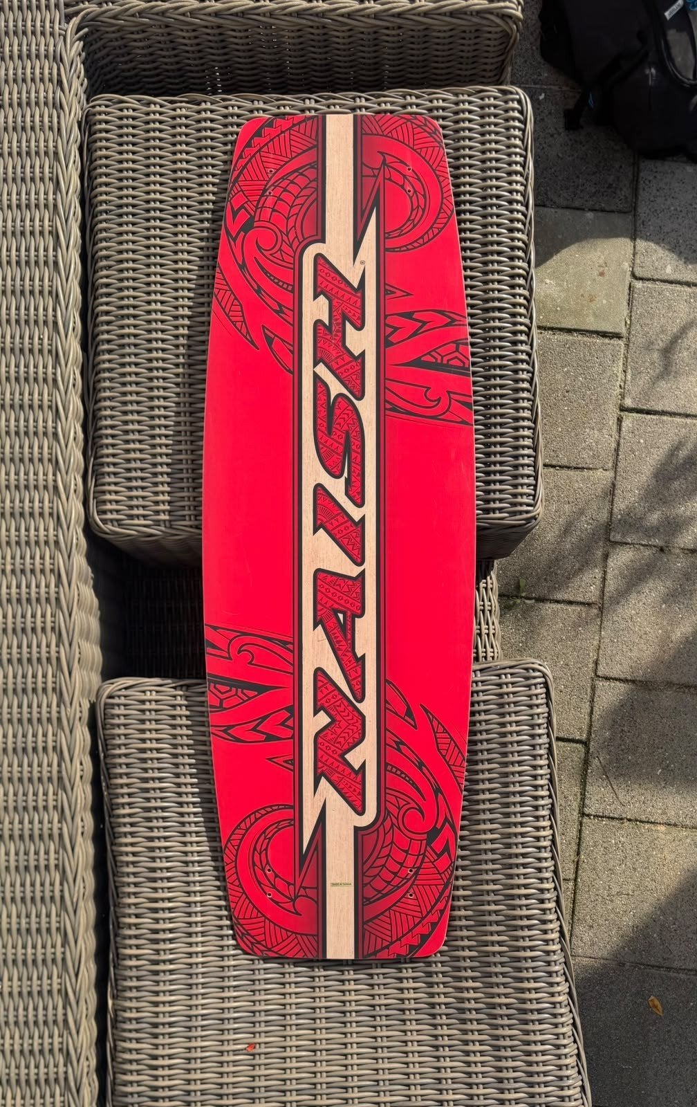 Naish Hero Kiteboard - Zo goed als nieuw, Watersport en Boten, Ophalen, Zo goed als nieuw