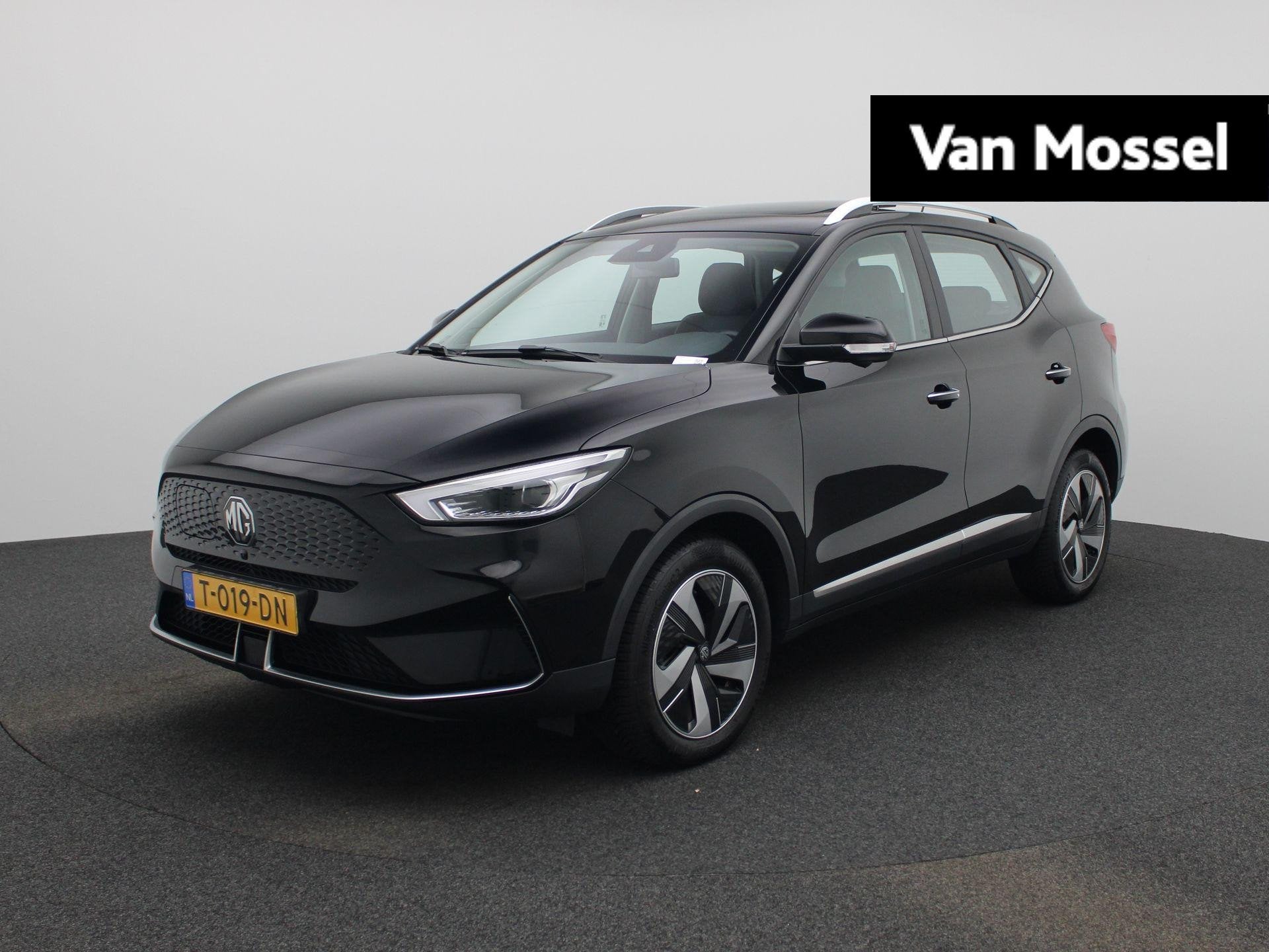 MG ZS EV Long Range Luxury 70 kWh | Panoramadak | Leder | Ap