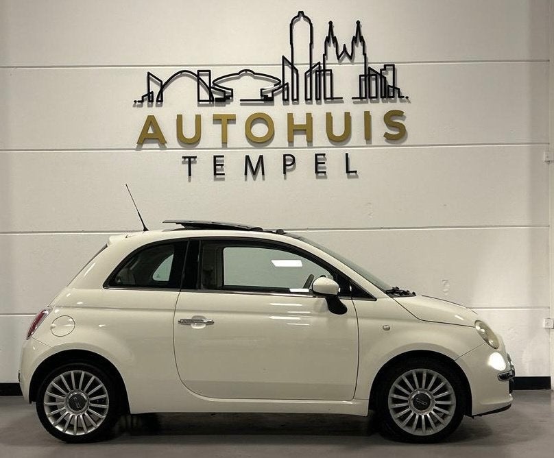 Fiat 500 1.2 Lounge Nap Airco Leder Panoramadak Isofix 16Inc, Auto's, Voorwielaandrijving, Gebruikt, 1242 cc, 4 cilinders