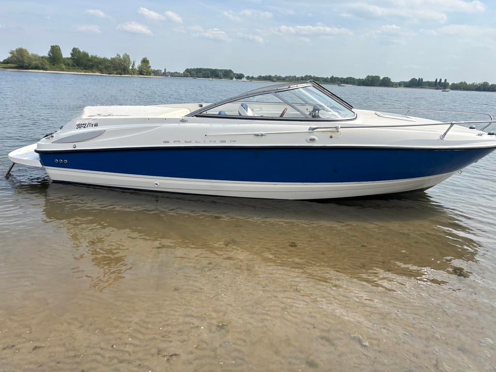 Bayliner 652 mercruier 2005. Cuddy Trailer wc slaap plaats, Binnenboordmotor, 120 tot 200 pk, Ophalen of Verzenden, Zo goed als nieuw