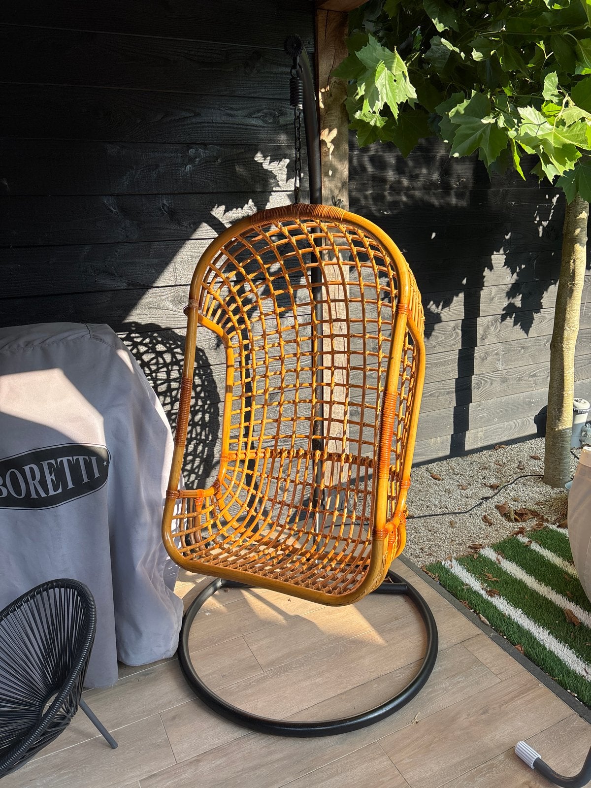Rotan hangstoel met standaard - Gebruikt, Ophalen, Gebruikt, Bruin, Eén