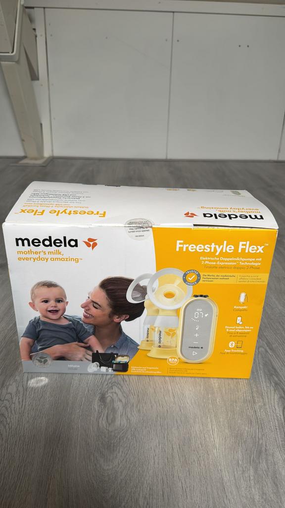 Medela Freestyle Flex Dubbele Elektrische Borstkolf, Kinderen en Baby's, Babyvoeding en Toebehoren, Ophalen, Zo goed als nieuw