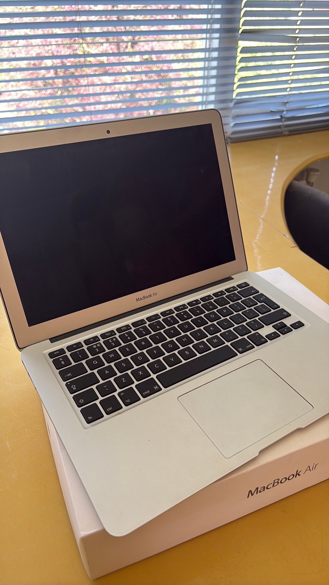 Apple MacBook Air 13 inch, Ophalen, Gebruikt, 256 GB, Qwerty