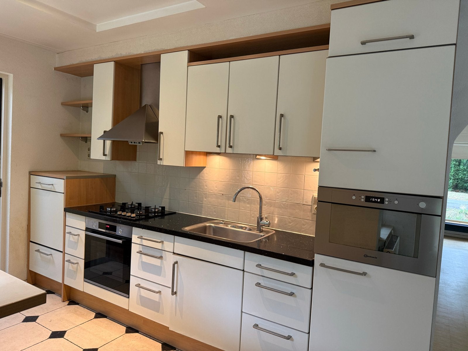 Complete keuken met inbouwapparatuur en veel opbergruimte, Ophalen, Gebruikt, Enkelwandige keuken, Kunststof