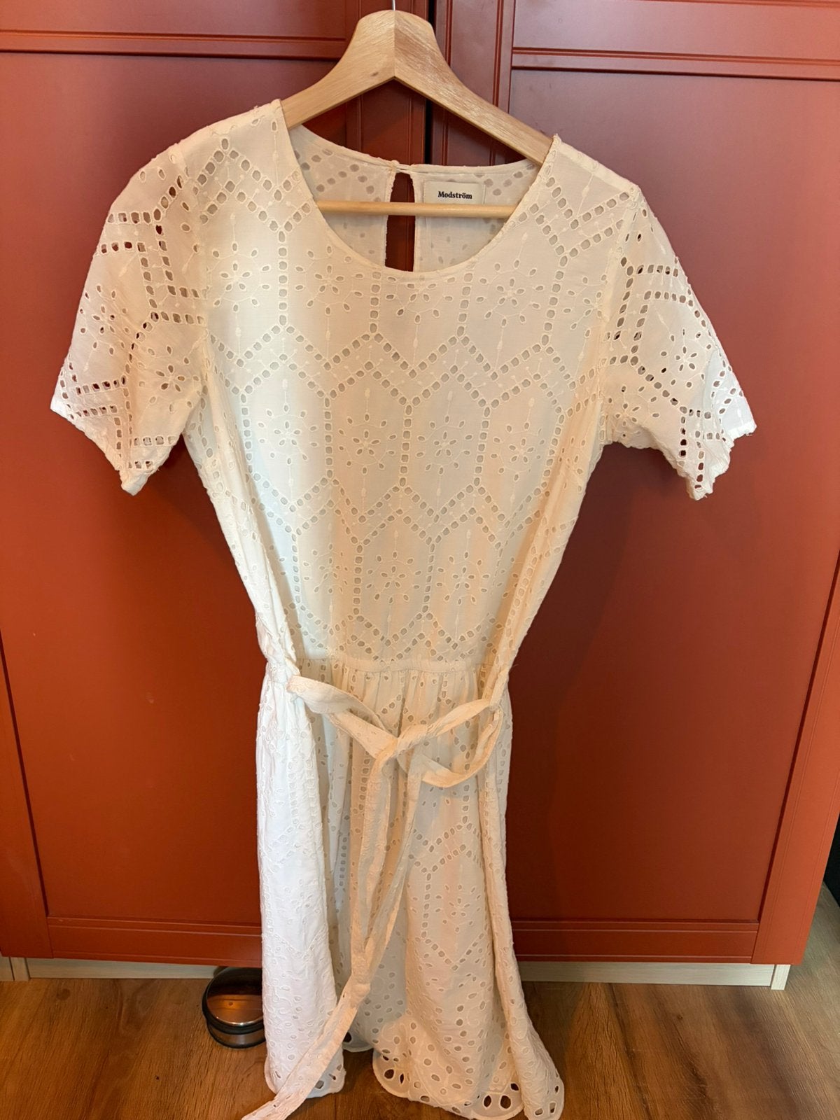 Jurk modstrom xs, Ophalen, Zo goed als nieuw, Maat 34 (XS) of kleiner, Boven de knie
