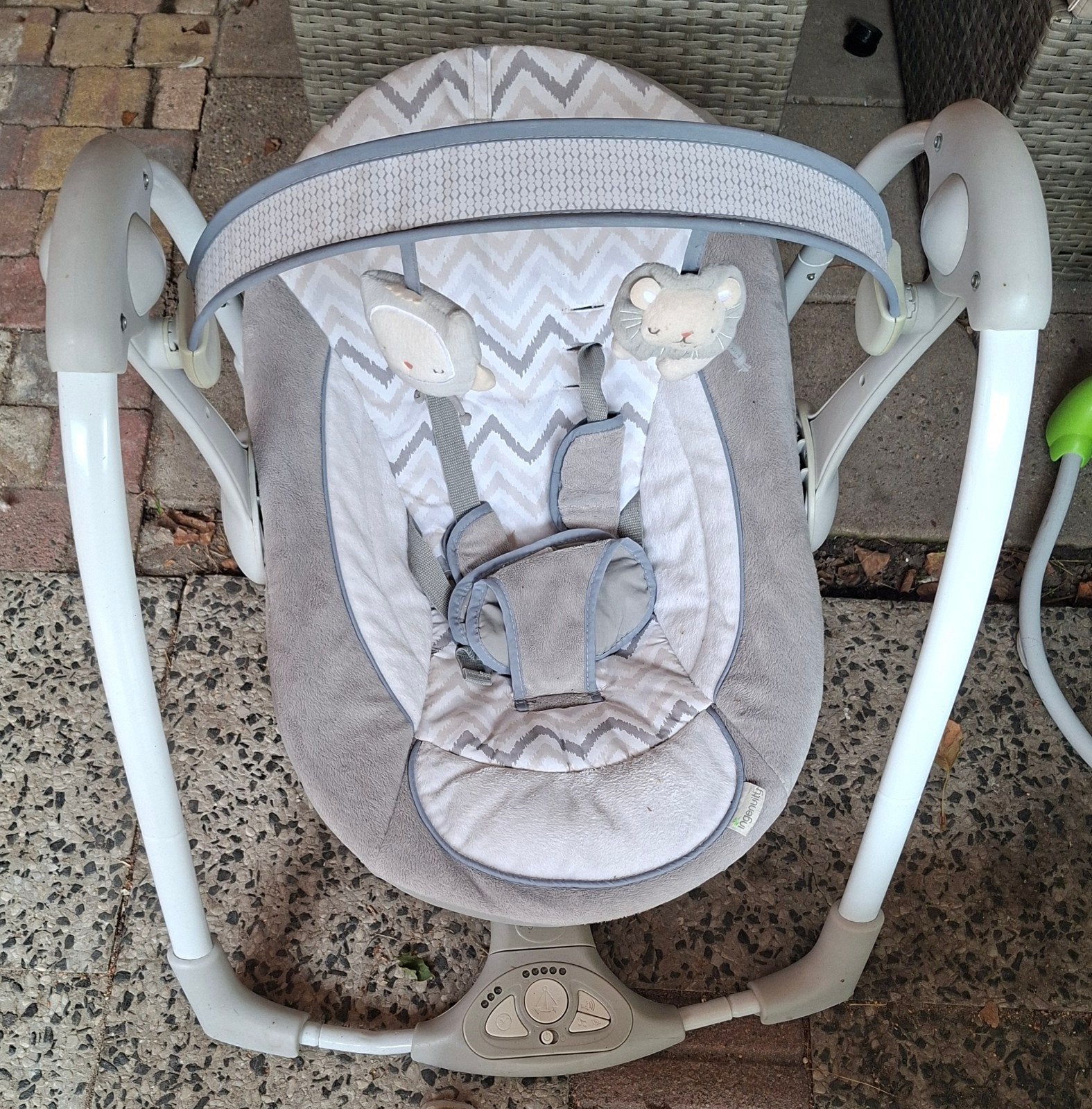 Ingenuity Schommelstoel voor baby's, Ophalen, Gebruikt