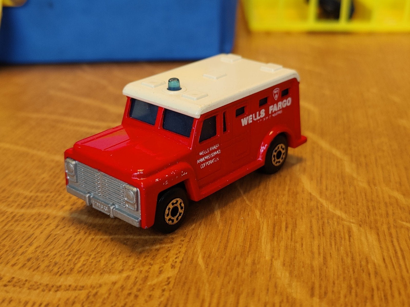 Matchbox Armored Truck, Ophalen of Verzenden, Zo goed als nieuw, Bus of Vrachtwagen