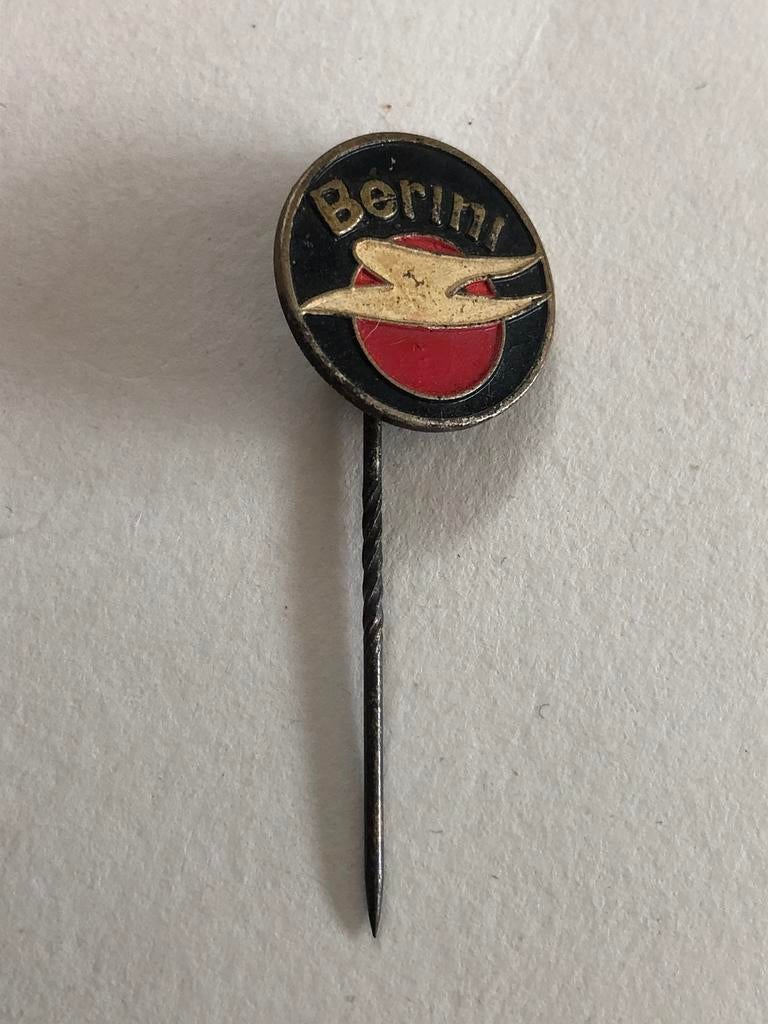 Oud speldje / pin Berini, Verzamelen, Ophalen of Verzenden, Gebruikt, Merk, Speldje of Pin