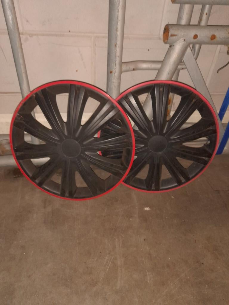 13 inch wieldoppen 2 x, Ophalen, Gebruikt, Fiat