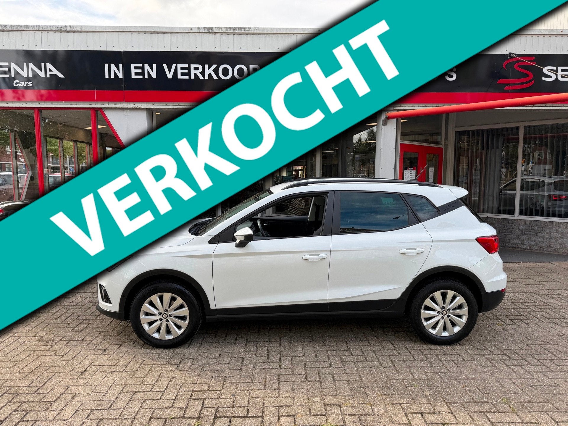 Seat Arona 1.0 TSI Style Business Intense - Carplay - Inr M, Voorwielaandrijving, Gebruikt, 95 pk, Origineel Nederlands