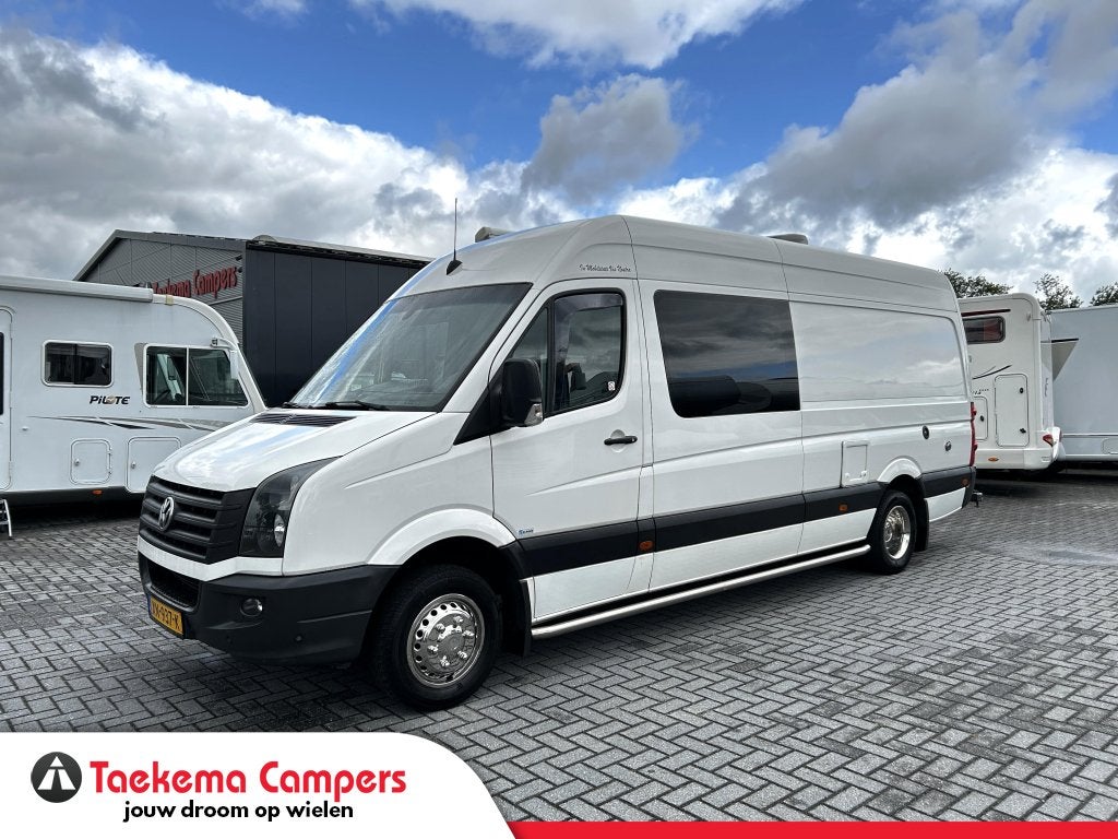 Vw Crafter Enkele-bedden/innova-inbouw/zeer-uniek/2013, Caravans en Kamperen, Buscamper of Camperbus, Volkswagen, Tot en met 2
