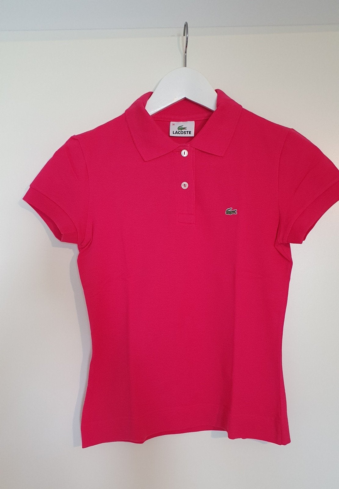 Lacoste fuchsia roze dames polo maat 36, Kleding | Dames, Ophalen of Verzenden, Zo goed als nieuw, Korte mouw, Roze