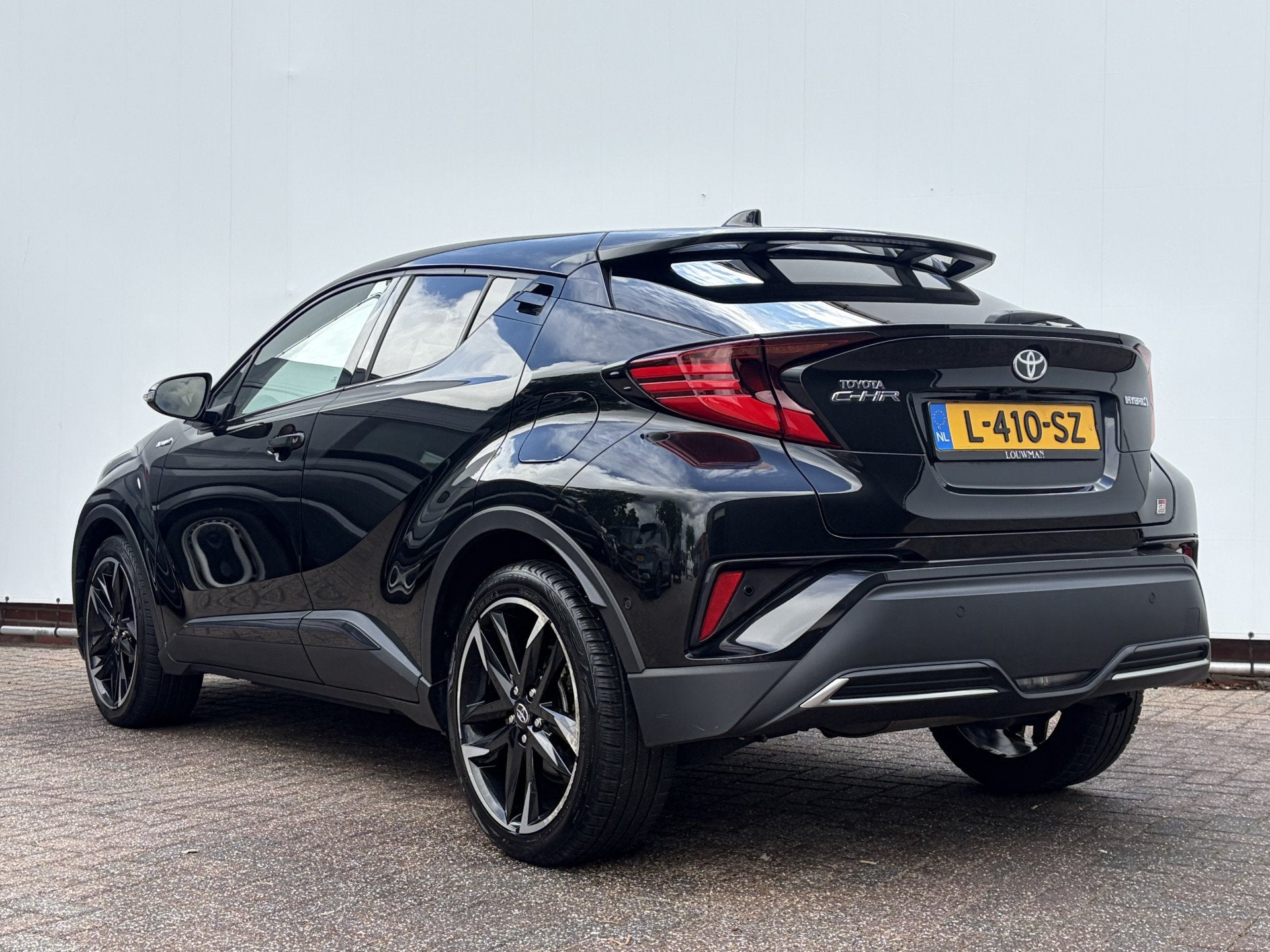Toyota C-HR 2.0 Hybrid GR-Sport JBL Camera Alcantara Stoelve, Auto's, Automatische klimaatregeling, Euro 6, 4 cilinders, Zwart