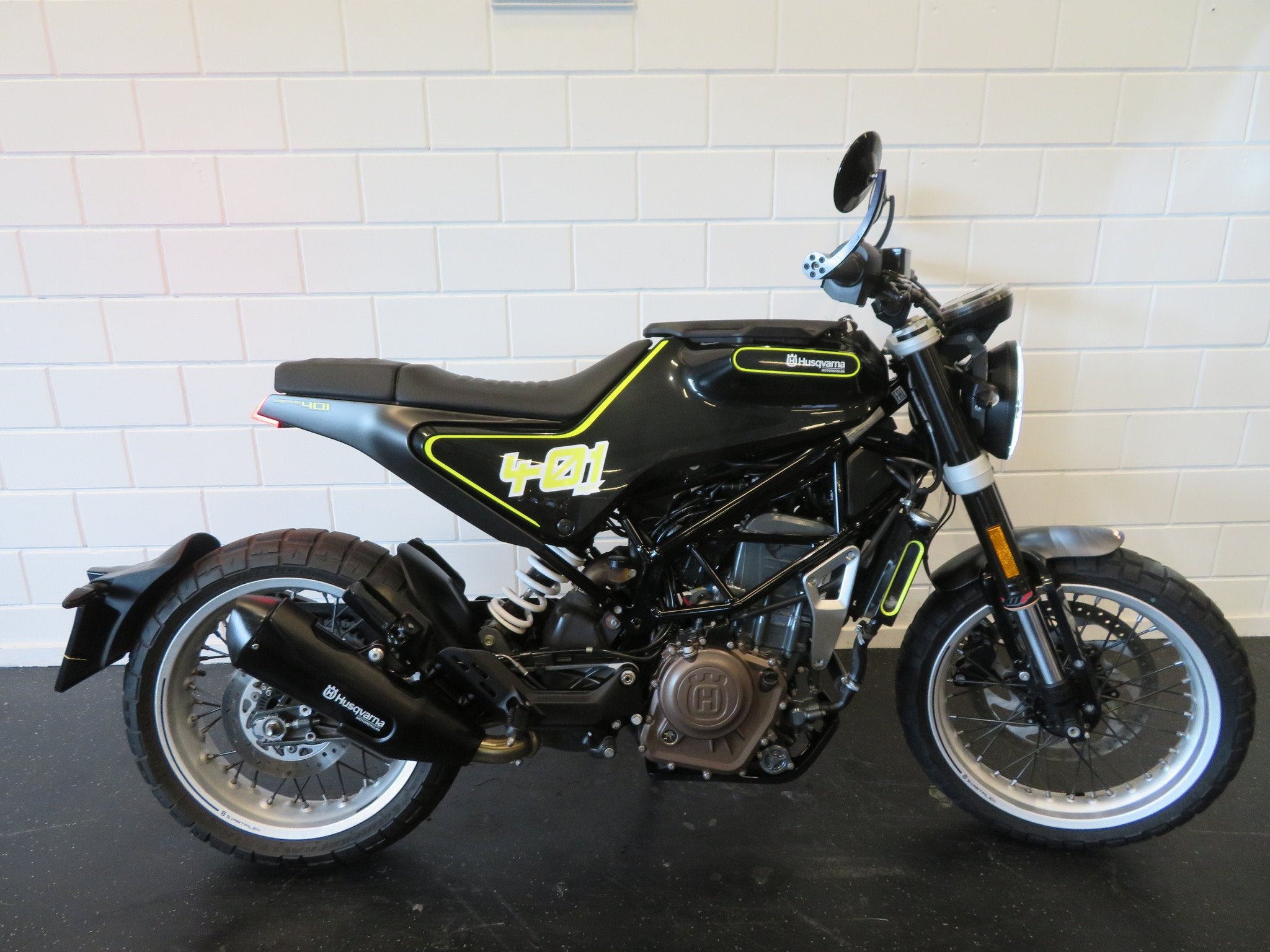 Husqvarna Svartpilen 401, Motoren, 373 cc, 12 t/m 35 kW, Naked bike, Gebruikt