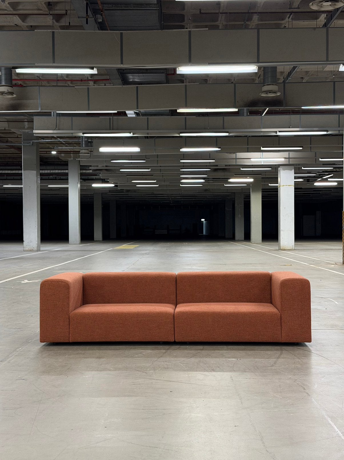 Living Divani Wall | Terracotta | NIEUWSTAAT + Garantie, Stof, Driepersoons, 75 tot 100 cm, Ophalen of Verzenden