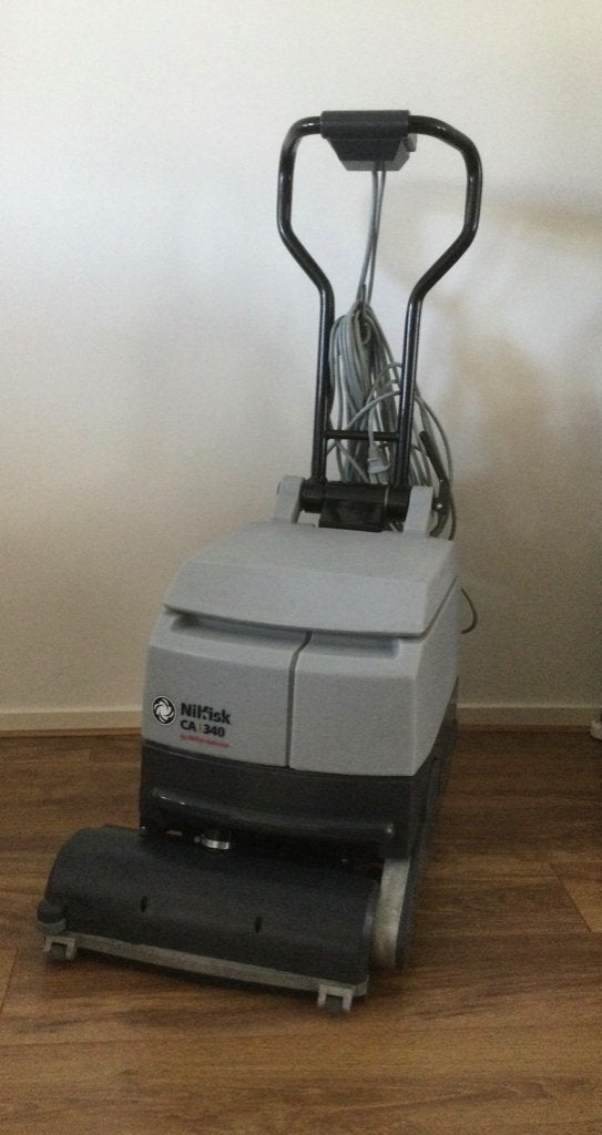 Nilfisk CA 340 schrobmachine zuigmachine boenmachine., Ophalen, Zo goed als nieuw, Schrobmachine