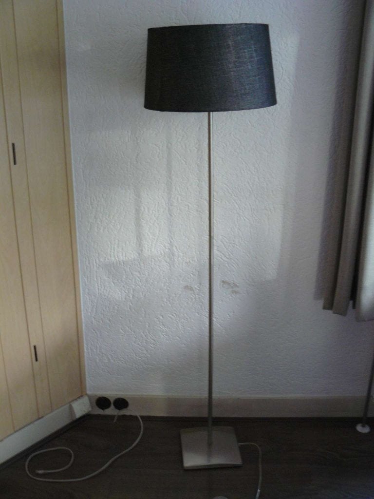 Staande lamp met zwarte kap., Ophalen, Zo goed als nieuw, Metaal, 150 tot 200 cm