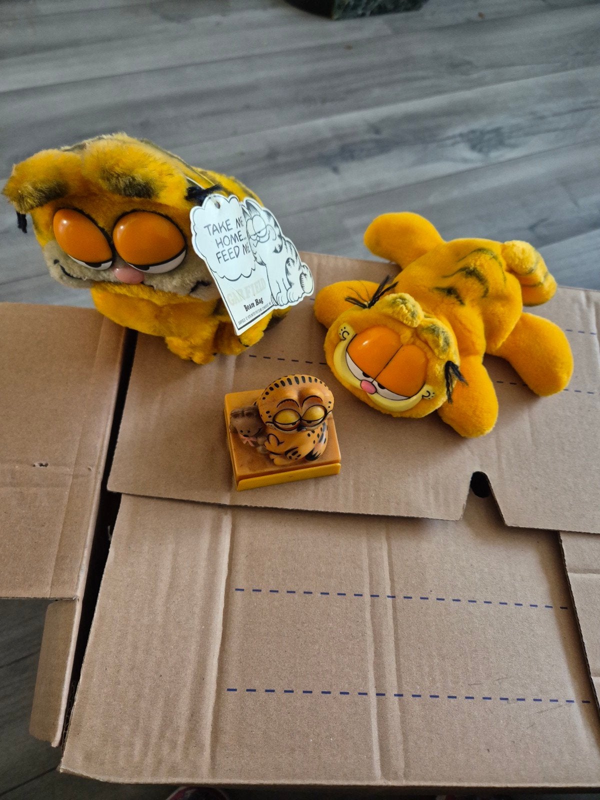 Originele Garfield knuffels en kunstofbeeldje uit 1978, Ophalen of Verzenden, Gebruikt