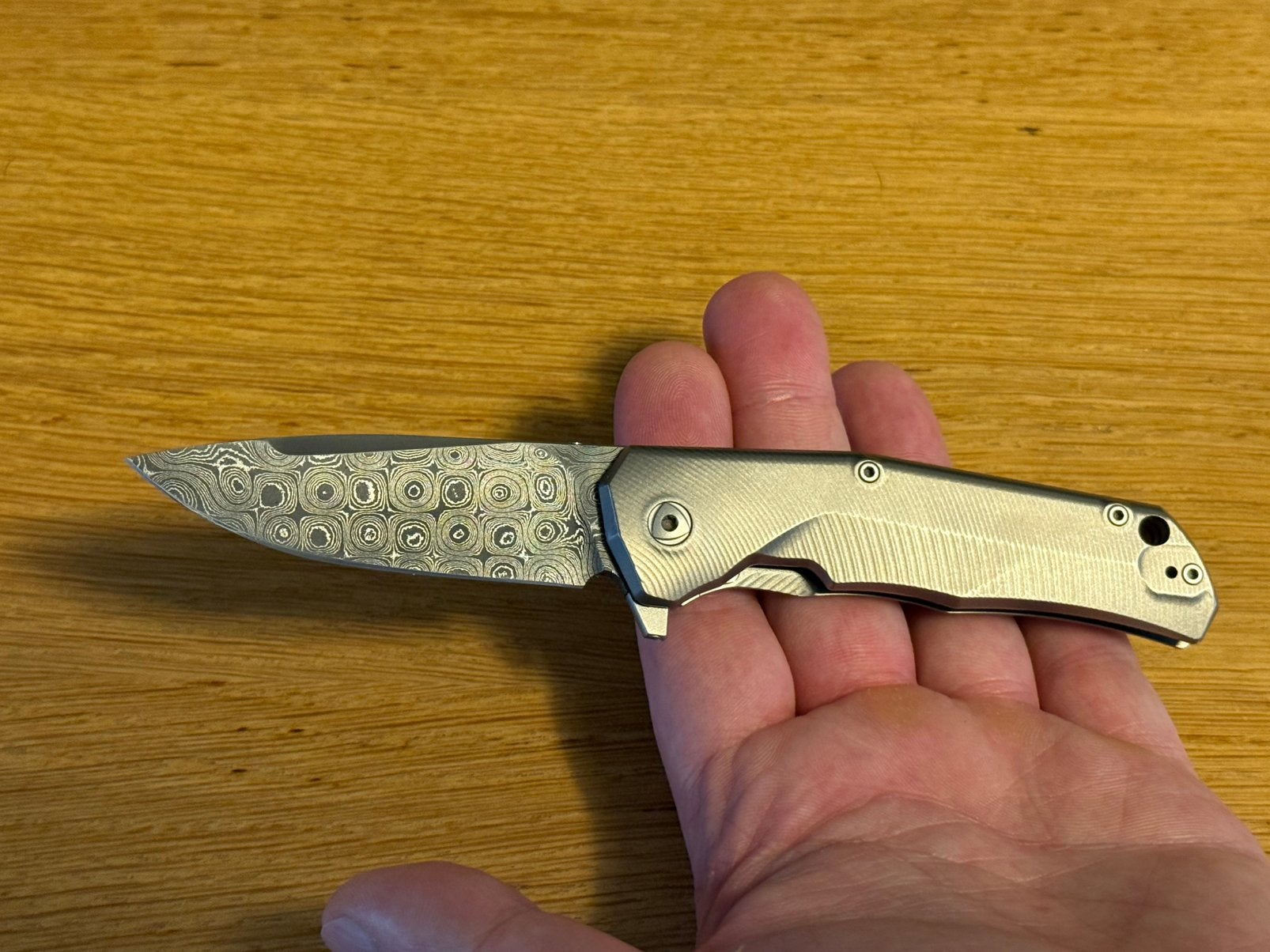 LionSteel TRE DR GY Titanium, Raindrop damascus, Ophalen of Verzenden, Overige soorten, Nederland, Mes of Dolk
