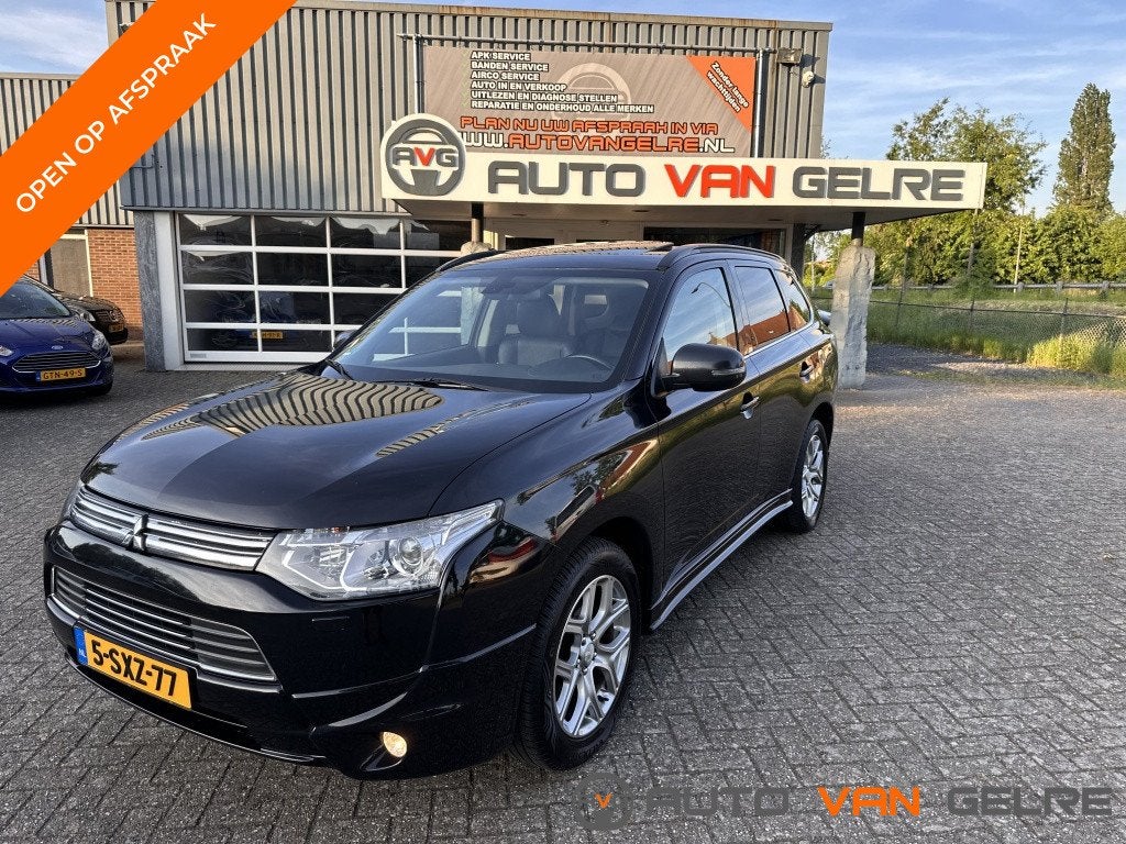 Mitsubishi Outlander 2.0 PHEV Leder Panodak Xenon NL Auto NA, Auto's, Mitsubishi, Bedrijf, Te koop, Outlander, 360° camera, ABS