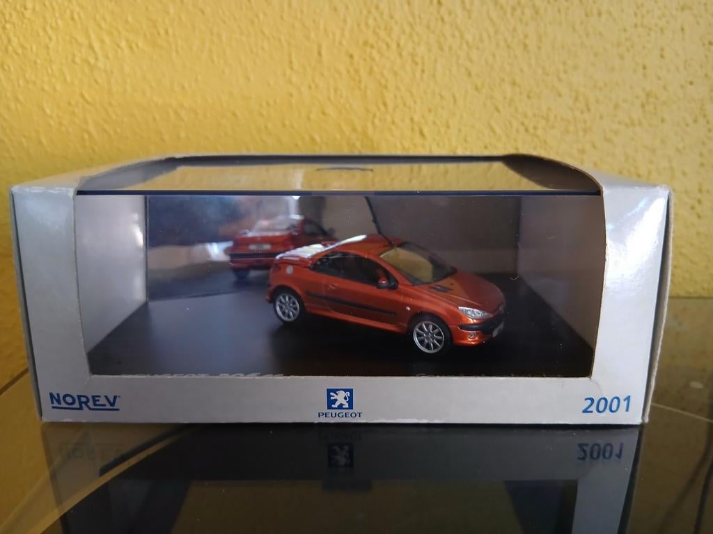 Peugeot 206 CC, Hobby en Vrije tijd, Ophalen of Verzenden, Auto, Norev