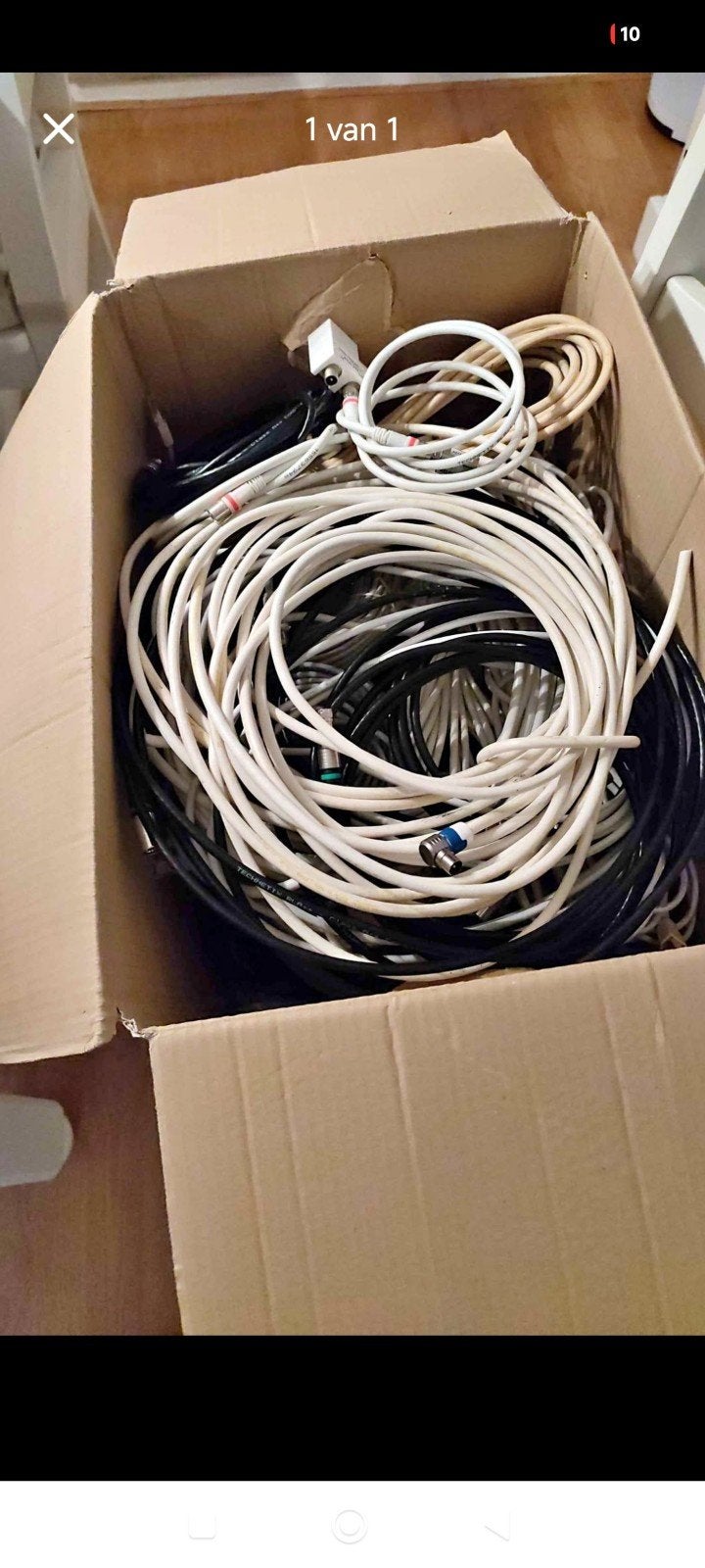 Gezocht: Oude kabels en alles met een stekker, Audio, Tv en Foto, Audiokabels en Televisiekabels, Ophalen of Verzenden