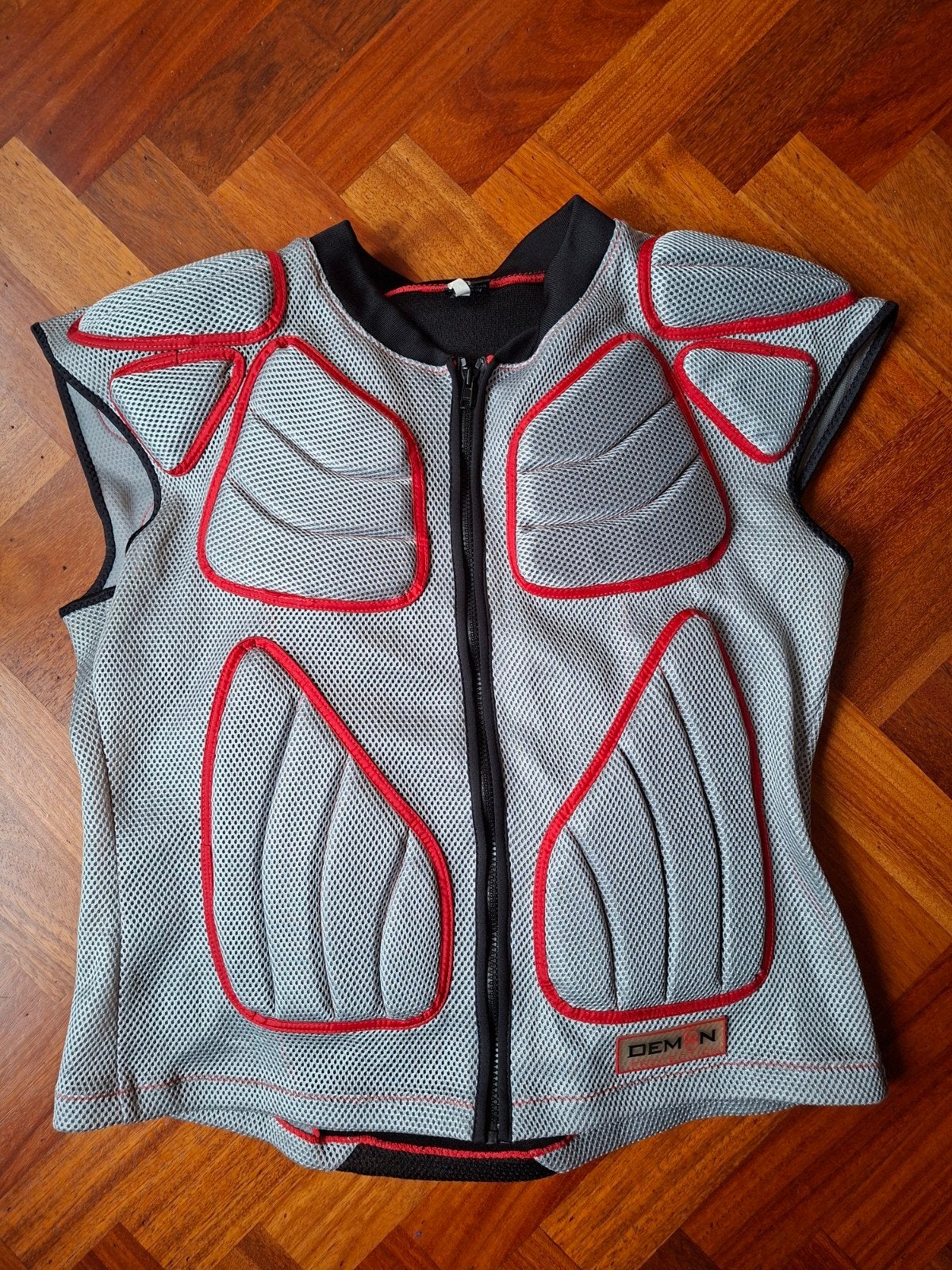Demon Bodyprotector Ski Snowboard XL, Sport en Fitness, Ophalen, Gebruikt, Helm of Bescherming