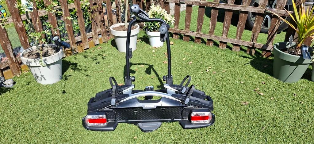 Thule velocompact 925 (als nieuw), Auto diversen, Fietsendragers, Ophalen, Elektrische fiets, Zo goed als nieuw, 2 fietsen