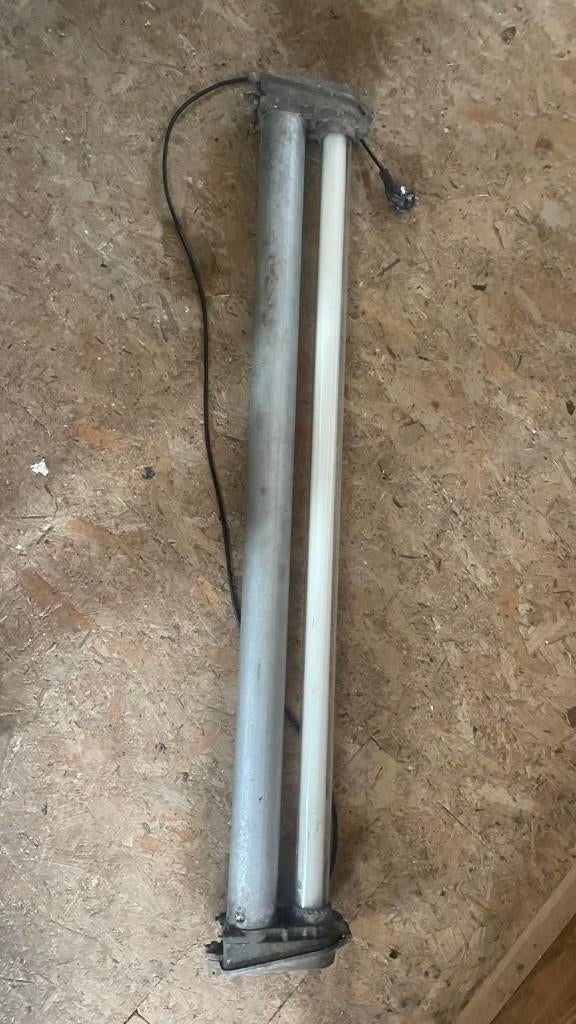 Waterdichte bouwlamp / TL lamp van Philips met veel licht !, Gebruikt, Minder dan 50 watt, Met statief, Ophalen of Verzenden