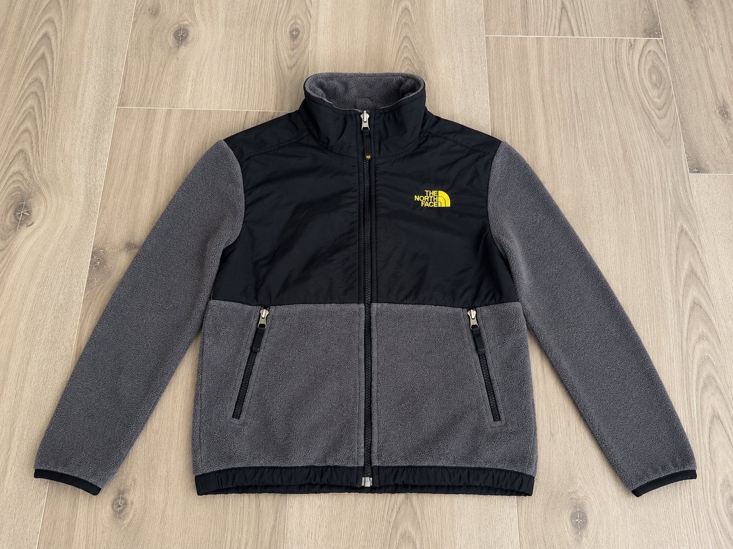 The North Face Denali Fleece Vest Grijs/Zwart Kindermaat M, Verzenden, Gebruikt, Jongen of Meisje, Trui of Vest