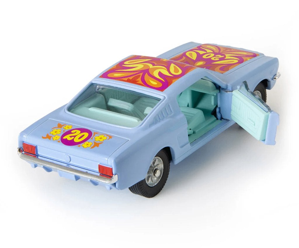 Ford Mustang Fastback 2 + 2 Flower Power Corgi NEW 1/46 348, Verzenden, Nieuw, Auto, Corgi