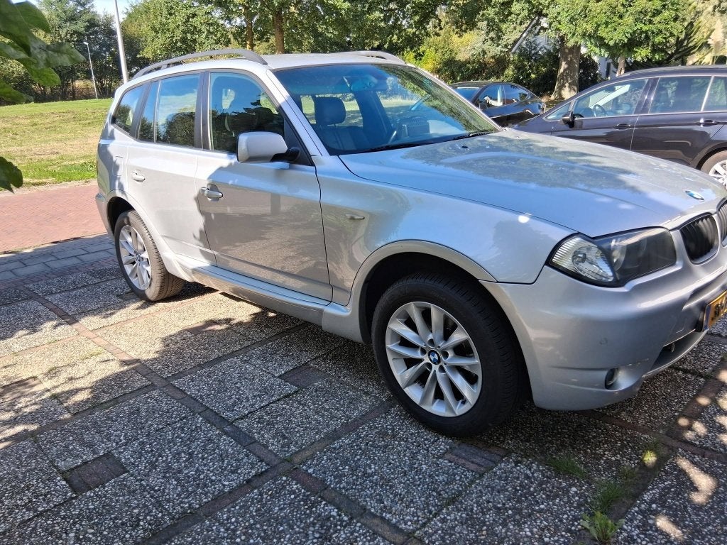 BMW X3 M-UITVOERING . 2.5 AUT 2004 Grijs, Auto's, Automaat, Parkeersensor, 1800 kg, Zwart