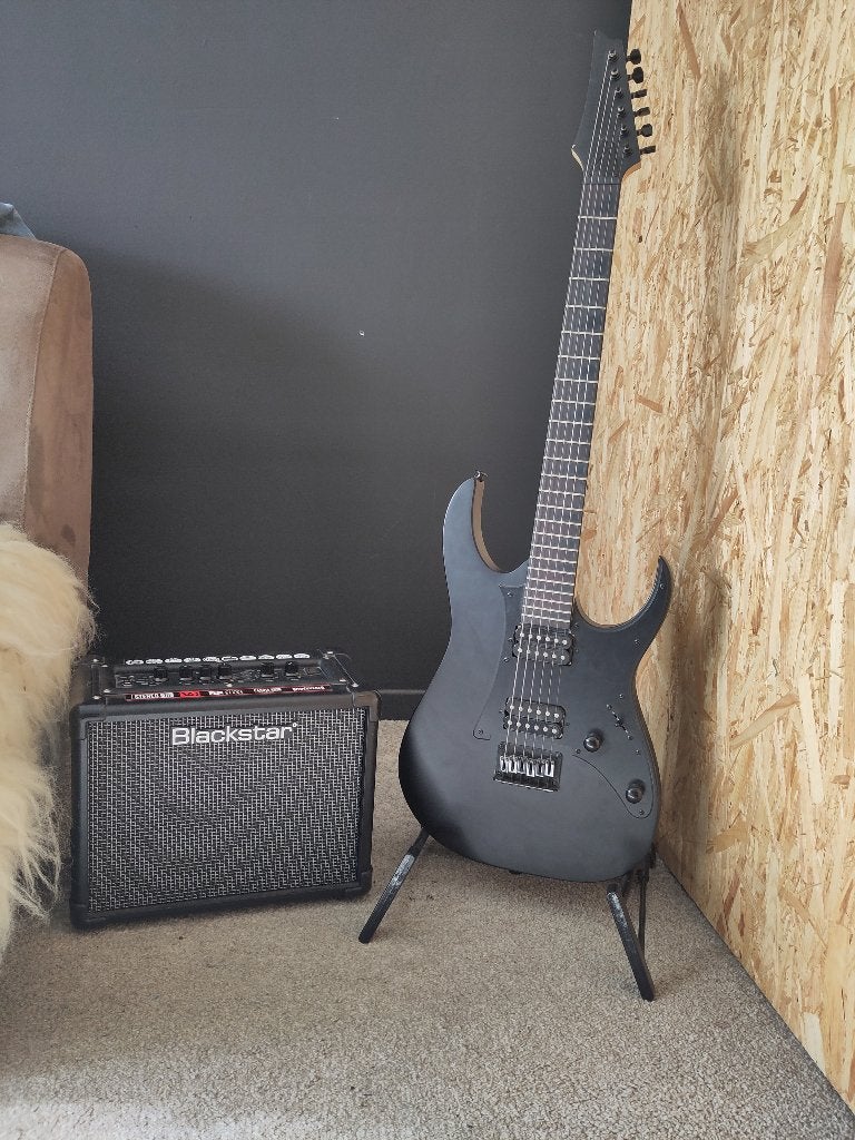 Ibanez gio met versterker en accessoires, Ophalen, Ibanez, Met versterker, Zo goed als nieuw