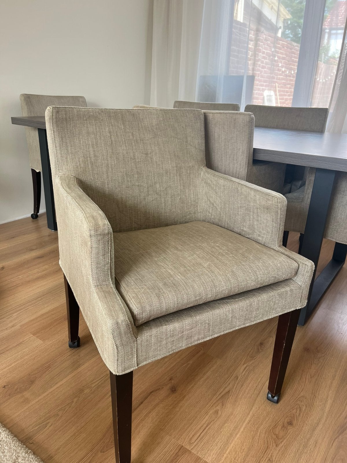 6 beige eerkamerstoelen, Ophalen, Minder dan 75 cm, Zo goed als nieuw, Stof