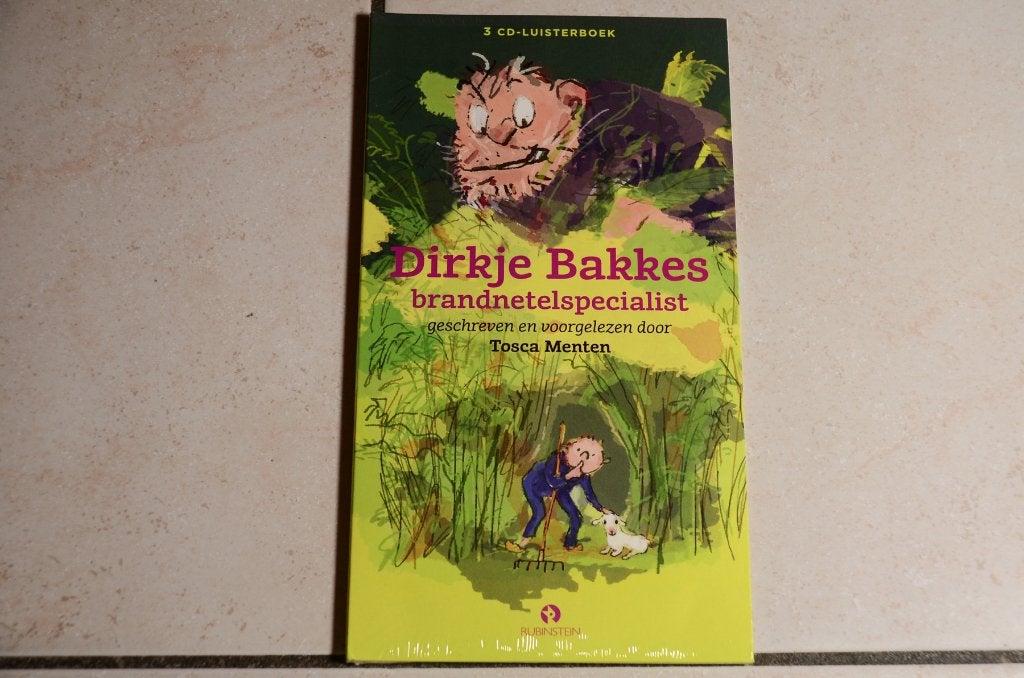 Dirkje Bakkes brandnetelspecialist Tosca Menten 2 cd nieuw , Boeken, Luisterboeken, Ophalen of Verzenden, Cd, Kind