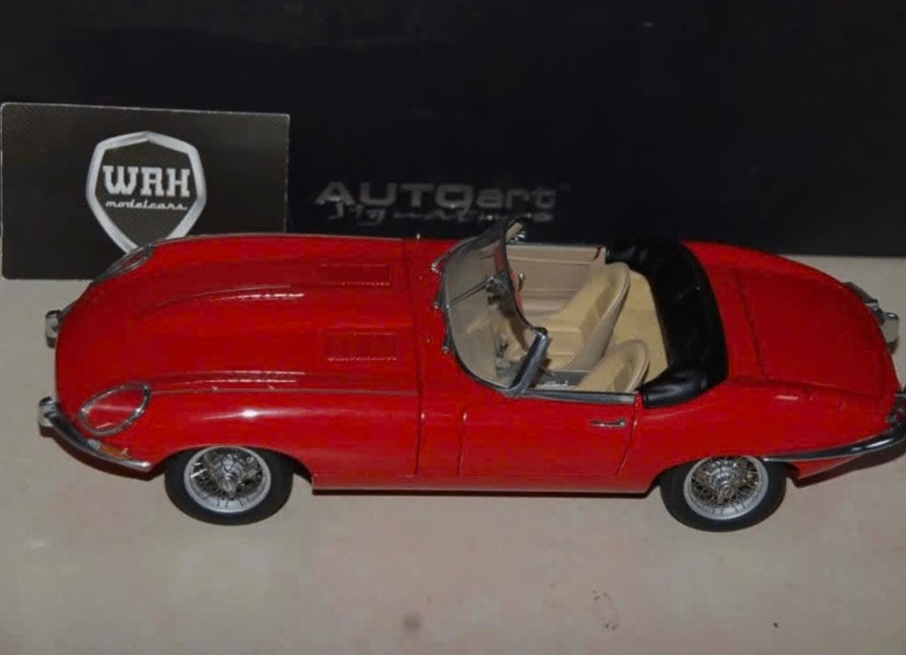 1:18 JAGUAR E TYPE S1 ROADSTER carmen red 73601 Autoart WRH, Verzenden, Zo goed als nieuw, Auto, Autoart