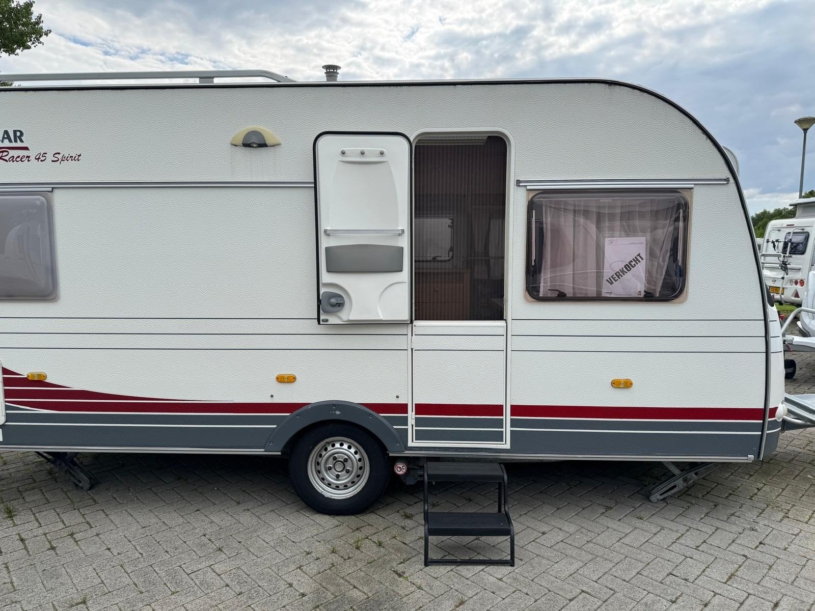 Home-Car Racer 45 Spirit - met mover en schotelantenne, Caravans en Kamperen, Home-car, Vast bed, 750 - 1000 kg, Particulier