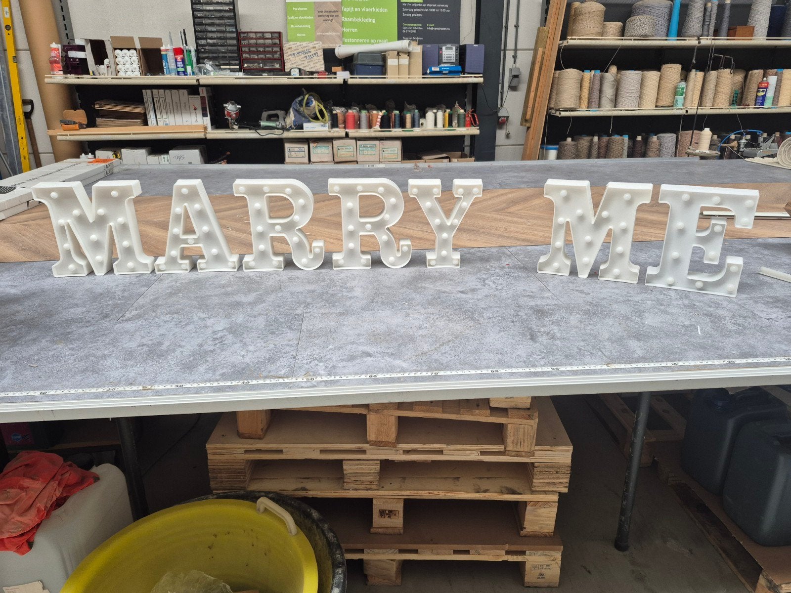 Lichtgevende "MARRY ME" letters - Perfect voor aanzoek, Ophalen of Verzenden, Zo goed als nieuw, Versiering, Geboorte of Huwelijk